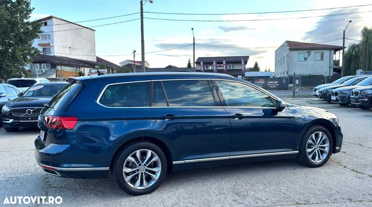 Volkswagen Passat - 9