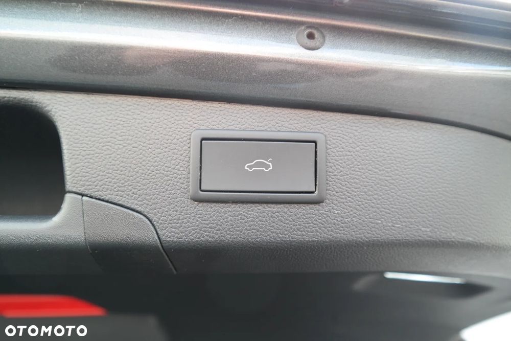 Skoda Superb 2.0 TDI SCR 4x4 L&K DSG - 17