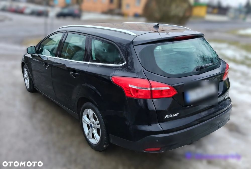 Ford Focus 1.0 EcoBoost Titanium - 3