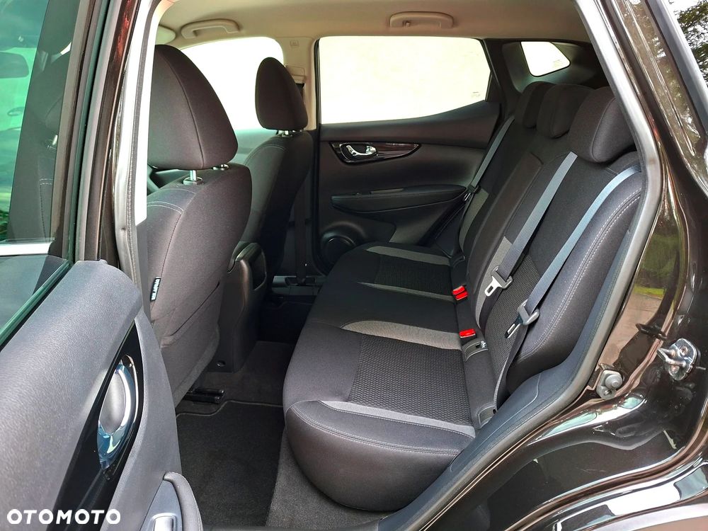 Nissan Qashqai 1.3 DIG-T Acenta - 23