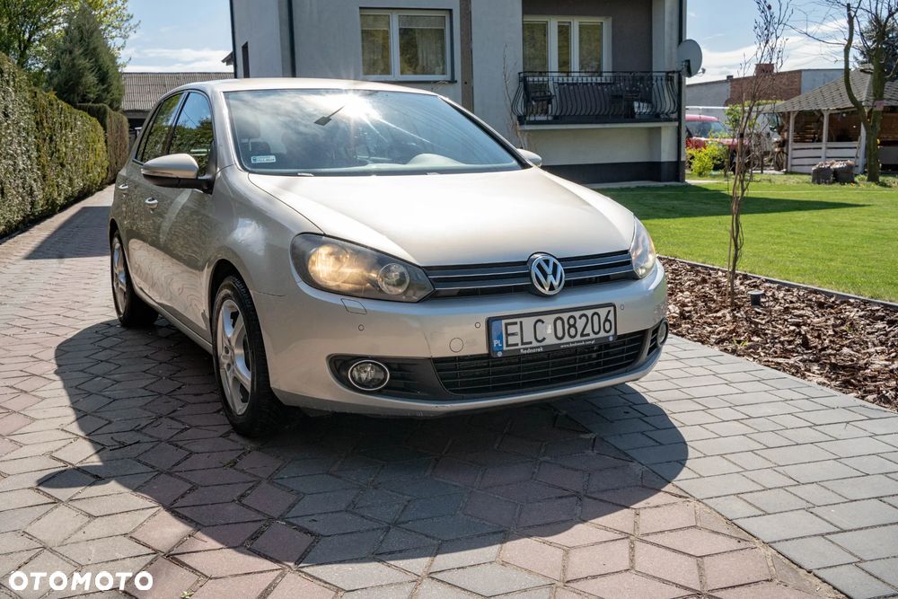Volkswagen Golf 1.2 TSI BMT Comfortline - 13
