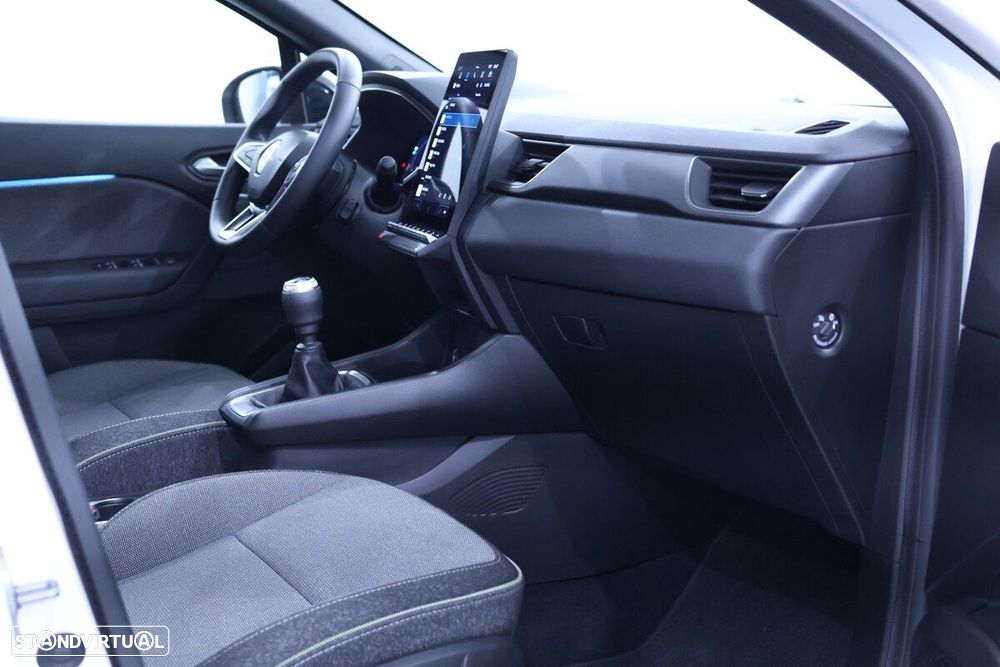 Renault Captur - 24
