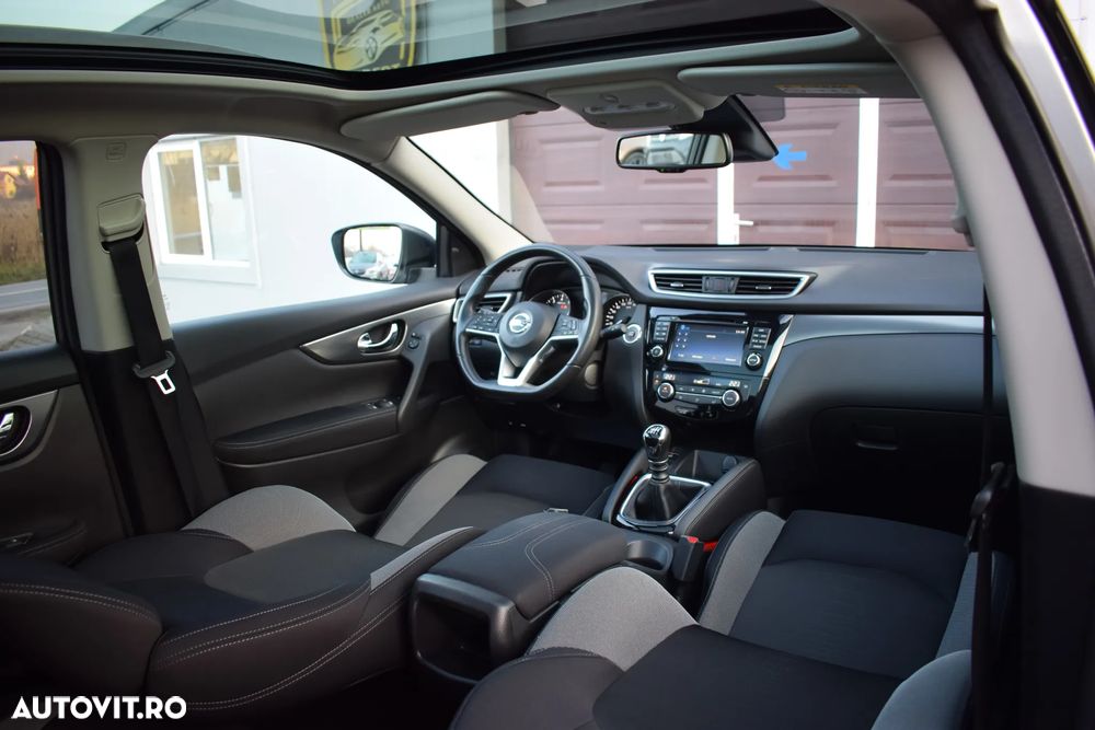 Nissan Qashqai 1.6 DIG-T TEKNA - 15