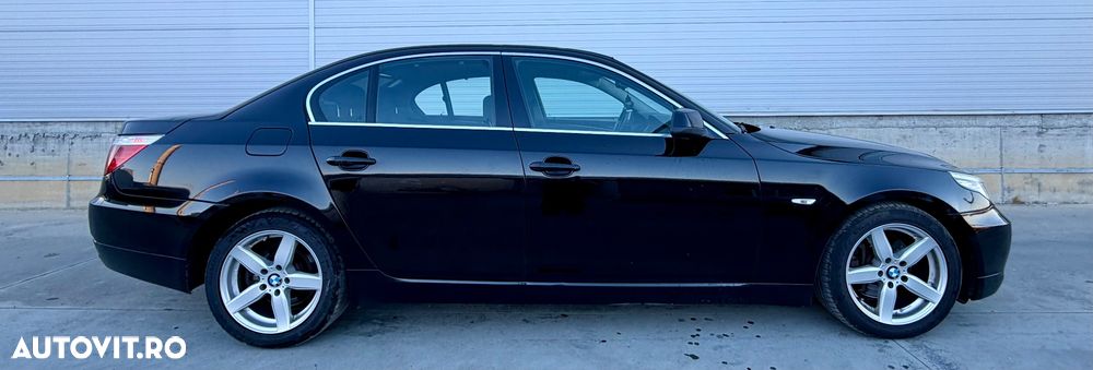 BMW Seria 5 520d Aut. Edition Lifestyle - 23