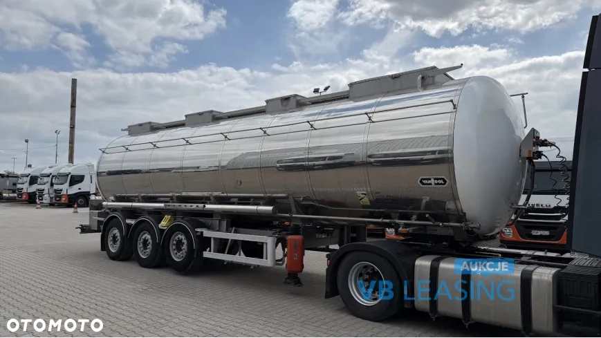 Ackermann VAN HOOL 3 AXLE SEMI TRAILER cysterna do przewozu materiałów niebezpiecznych - 2