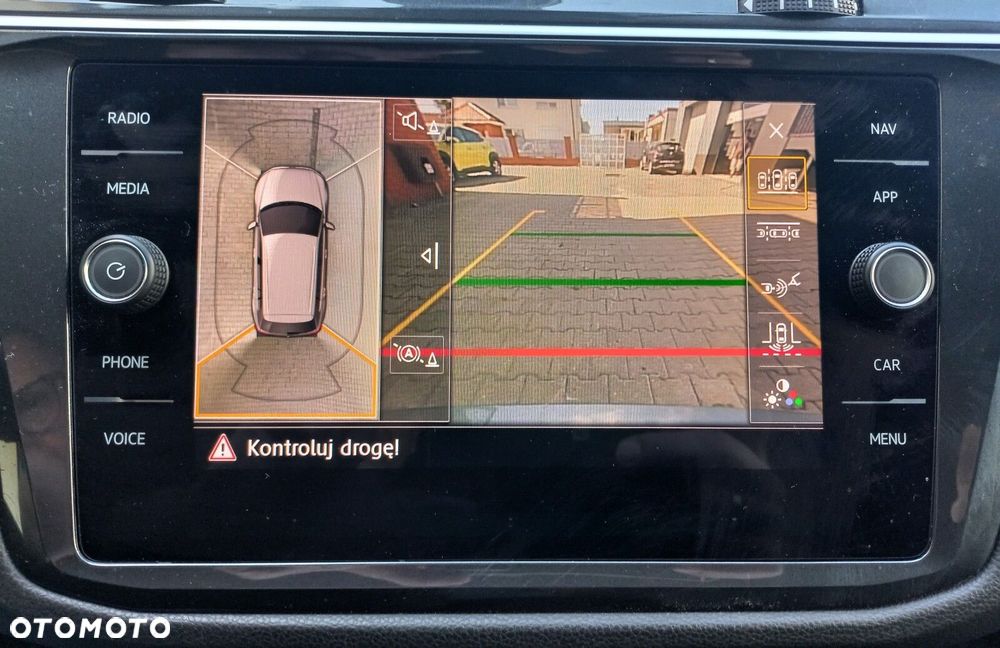Volkswagen Tiguan - 15