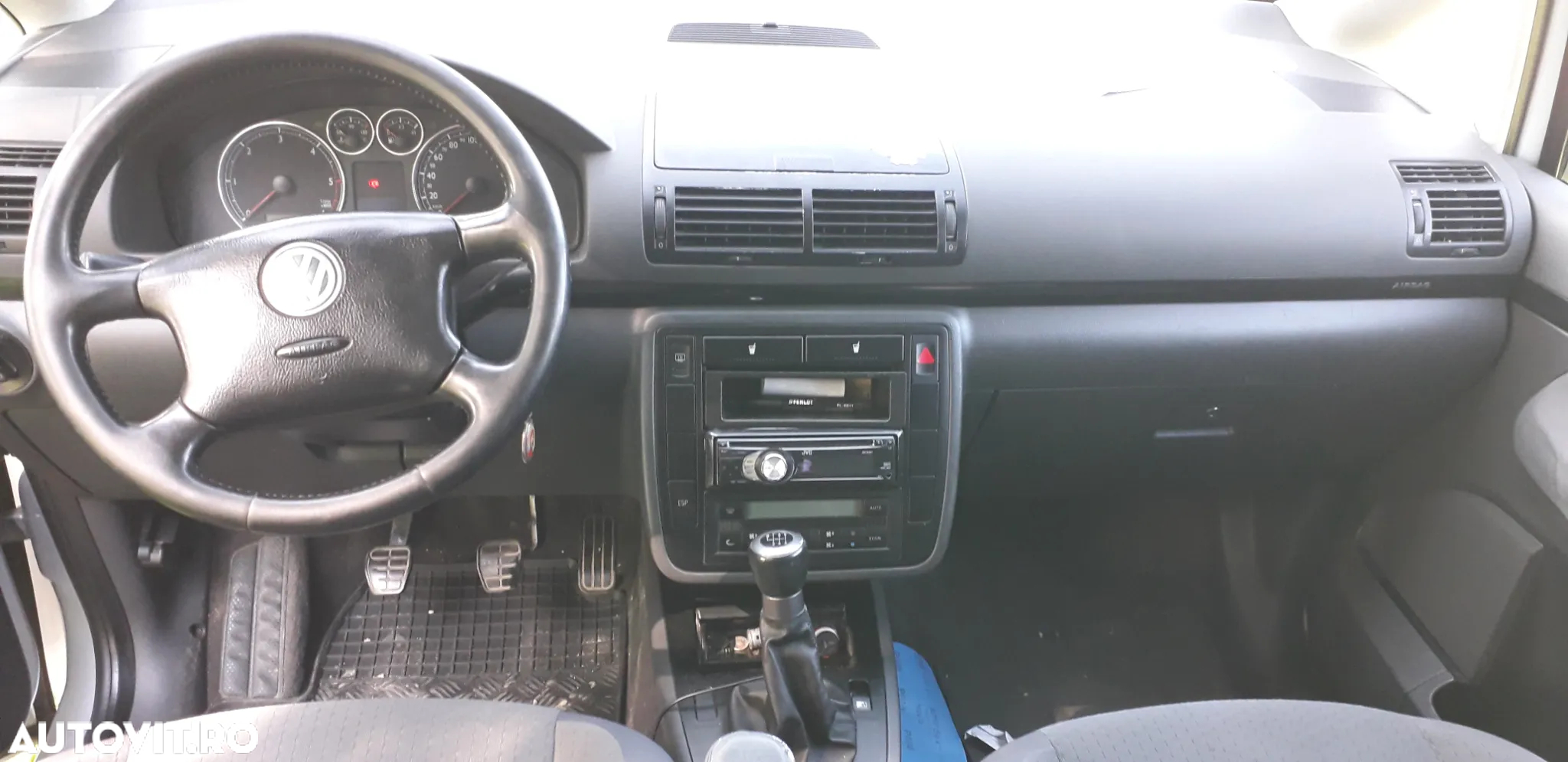 Volkswagen Sharan 1.9 TDI Trendline - 6
