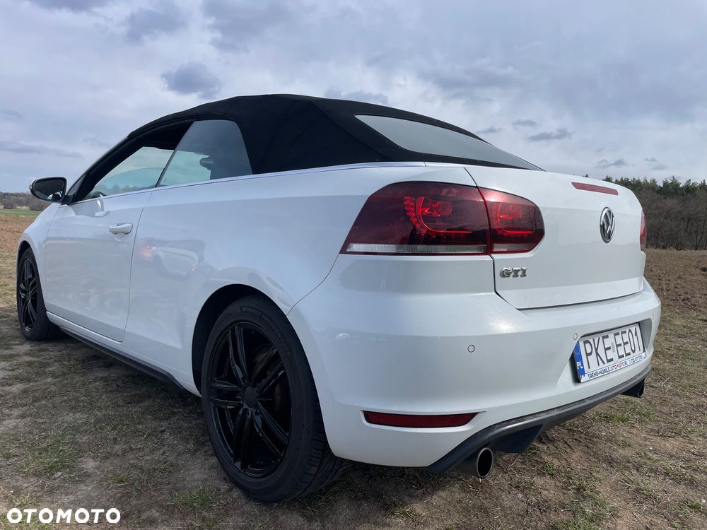 Volkswagen Golf - 4