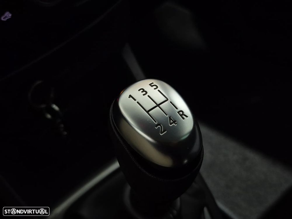 Renault Clio 0.9 TCE Limited - 11