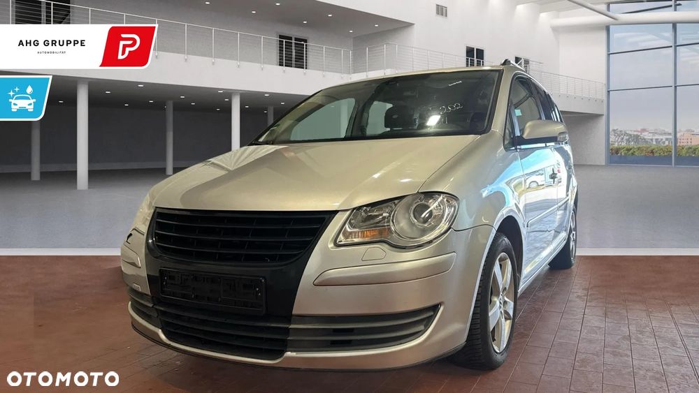 Volkswagen Touran 1.9 TDI Conceptline - 1