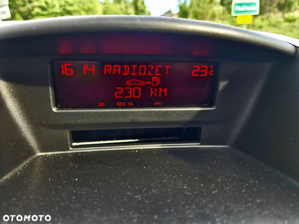 Peugeot 207 1.4 - 11