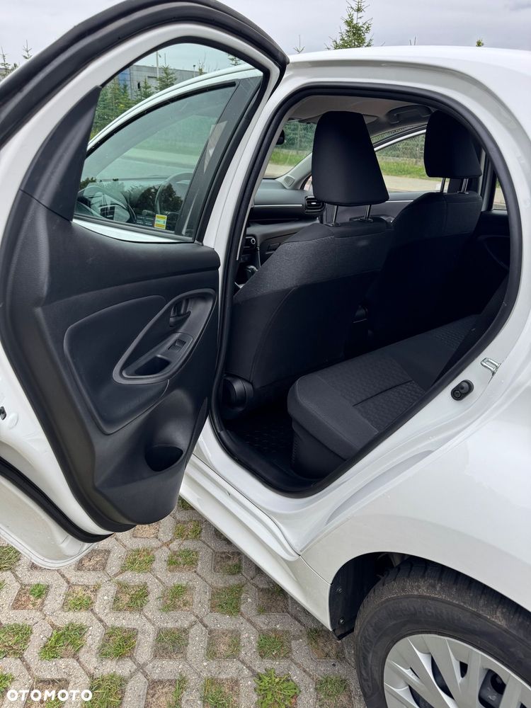 Toyota Yaris - 16