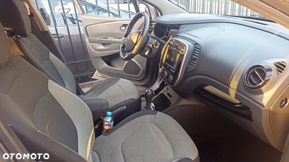 Renault Captur 1.2 TCe Intens EDC - 18