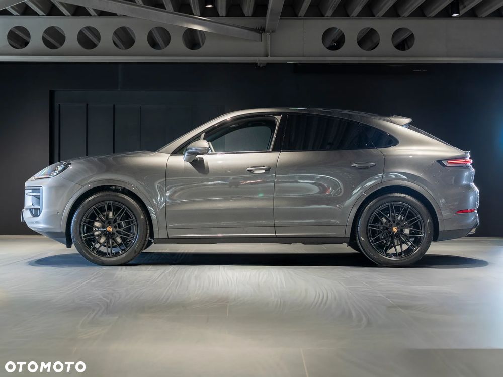Porsche Cayenne Standard - 2