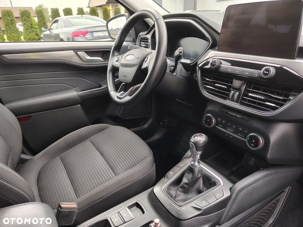Ford Kuga 1.5 EcoBoost TITANIUM - 29