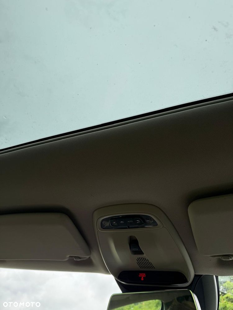 Volvo V40 D2 Summum - 7