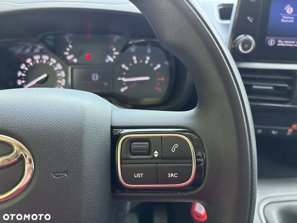 Toyota Proace City - 18