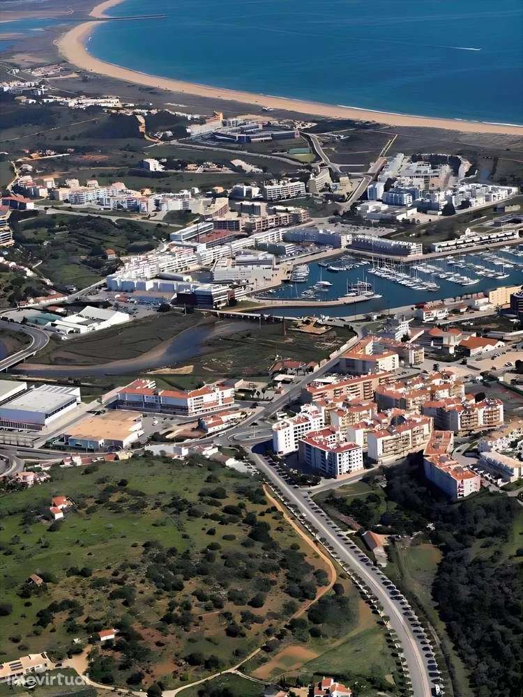 Lotes para Construção de Prédios - Grande imagem: 2/4