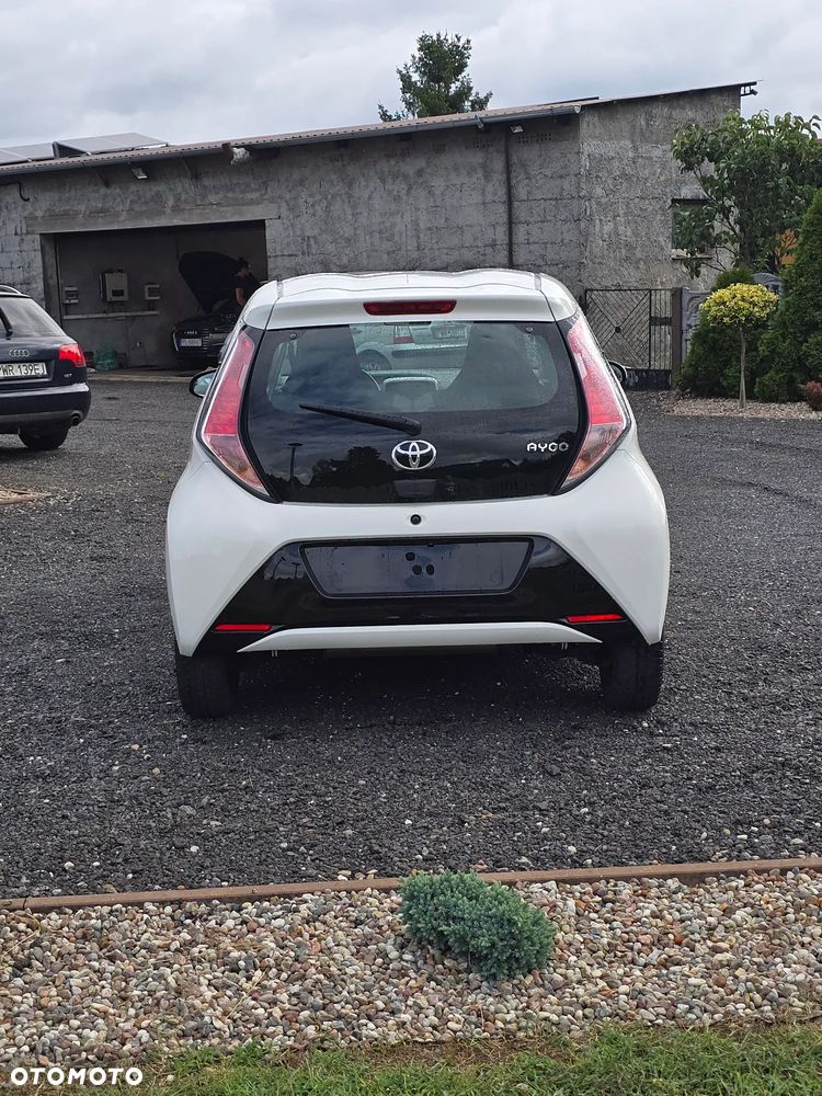 Toyota Aygo x - 4