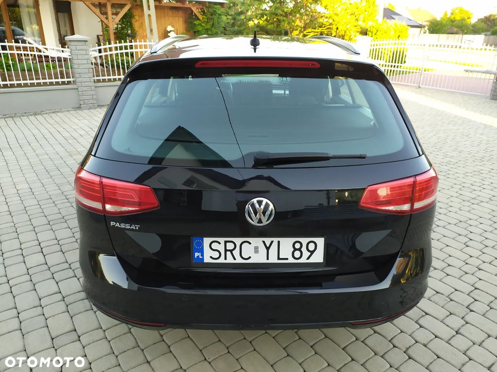 Volkswagen Passat 2.0 TDI SCR Comfortline - 3