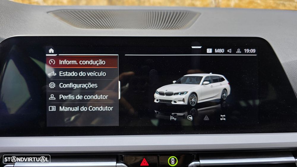BMW 318 d Touring Line Sport Auto - 32