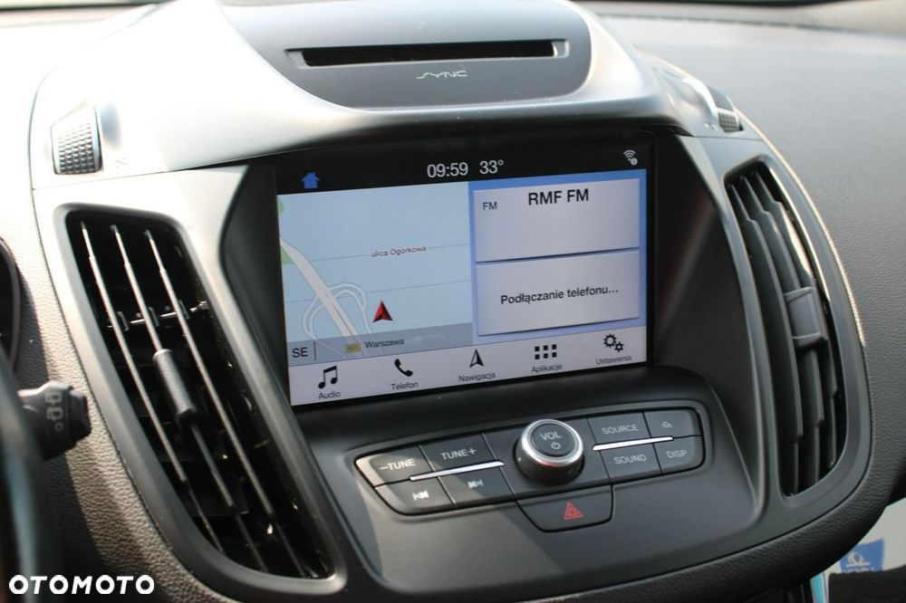 Ford Kuga - 24