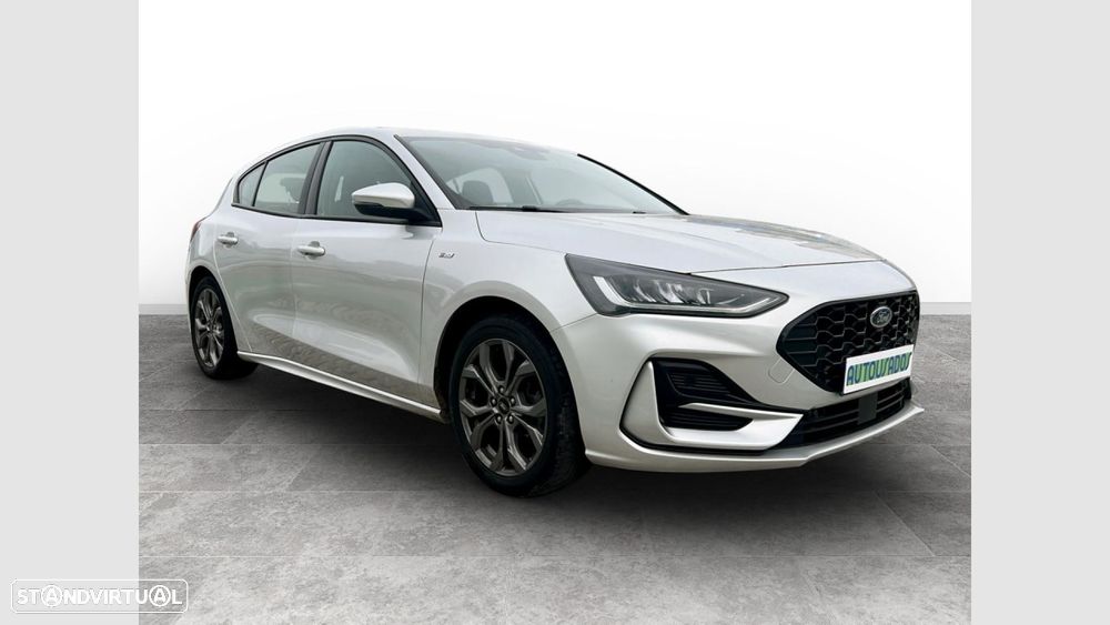 Ford Focus 1.0 EcoBoost MHEV ST-Line - 4