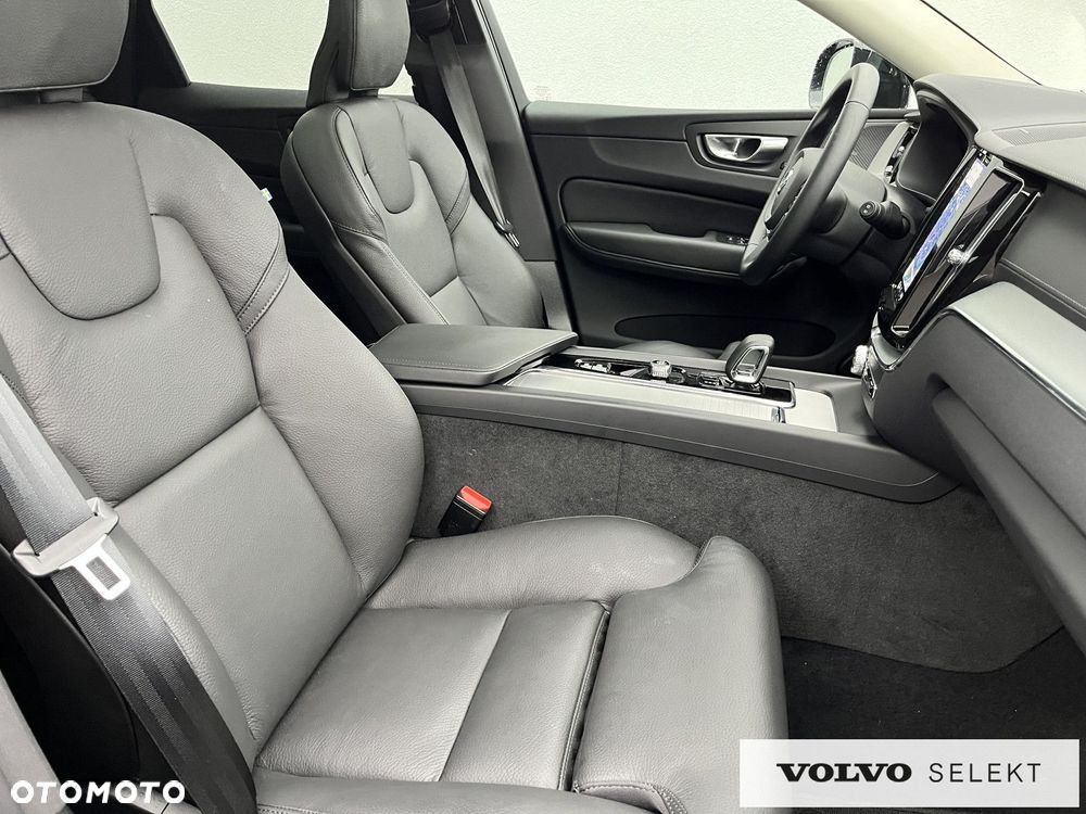 Volvo XC 60 - 31