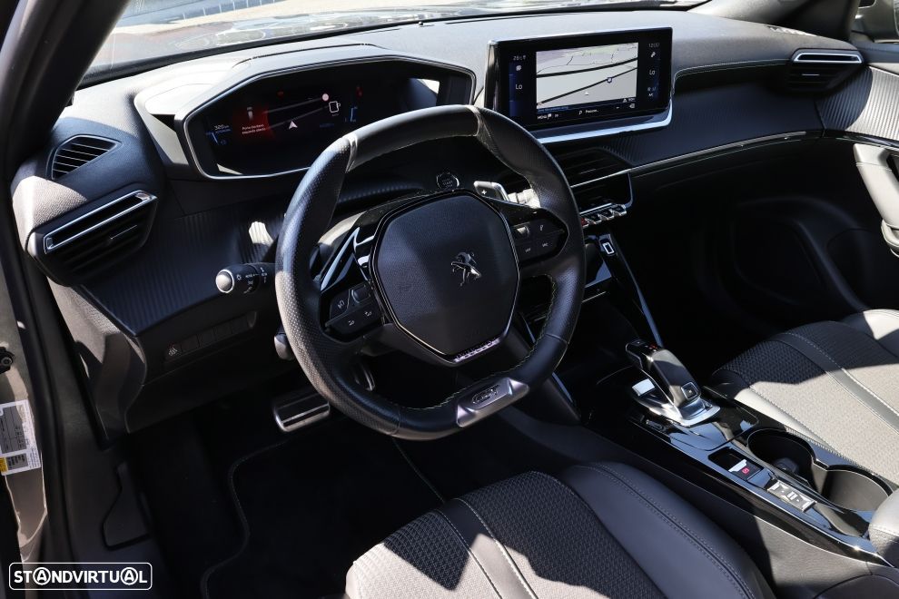 Peugeot 2008 1.5 BlueHDi GT EAT8 - 16