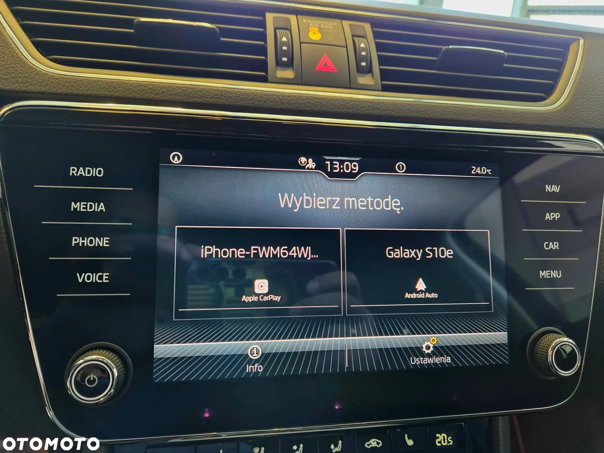 Skoda Superb 1.5 TSI Ambition DSG - 17