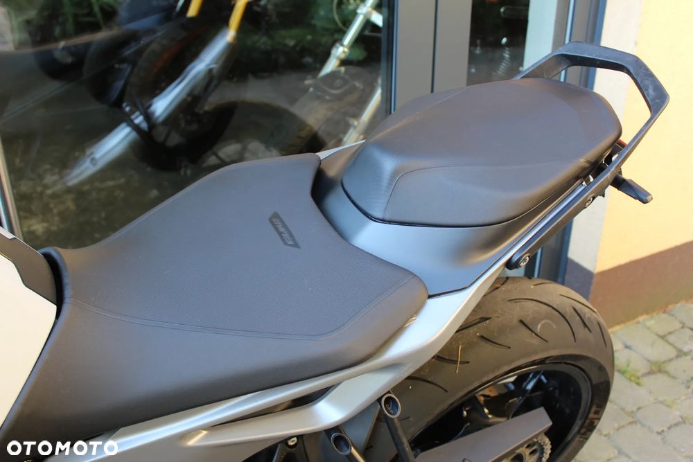 KTM Duke 790 - 9