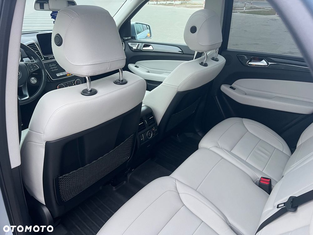 Mercedes-Benz GLE 400 4-Matic 9G-TRONIC - 15