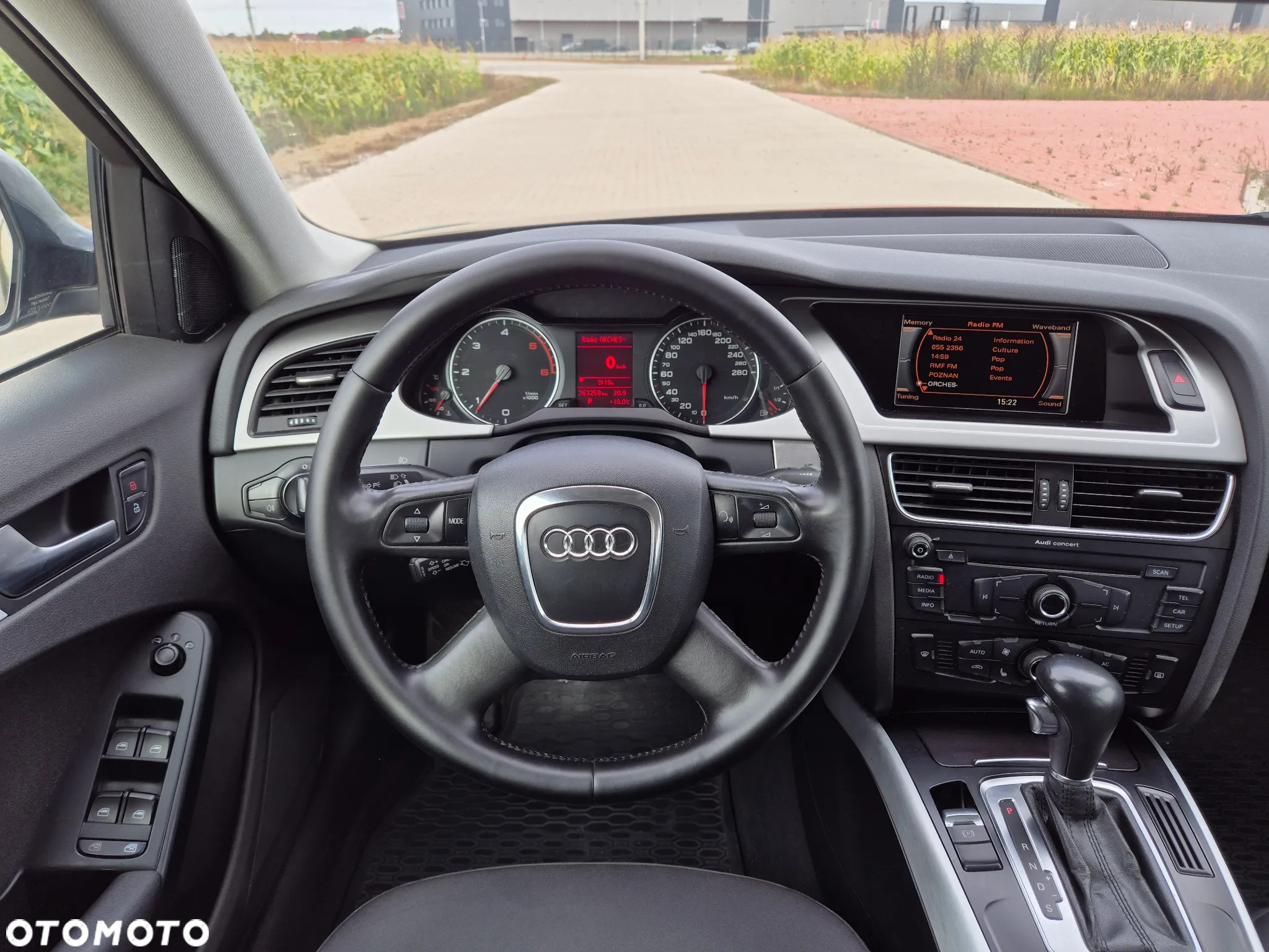 Audi A4 - 24