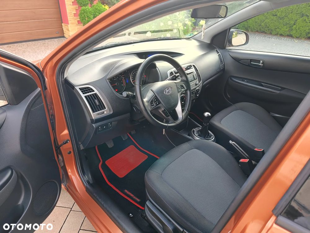 Hyundai i20 1.2 Trend - 26