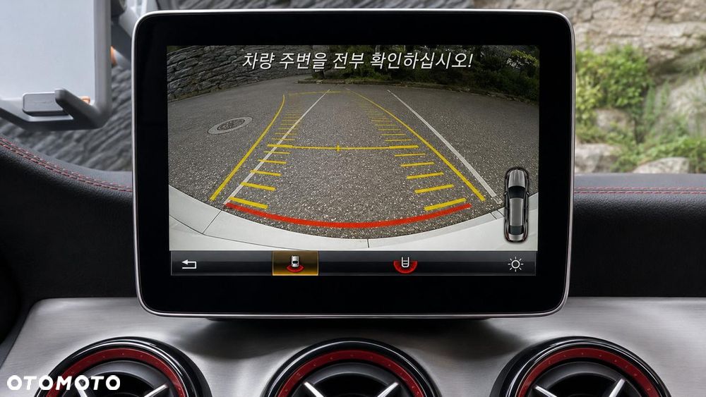 Mercedes-Benz CLA 45 AMG 4Matic 7G-DCT - 8