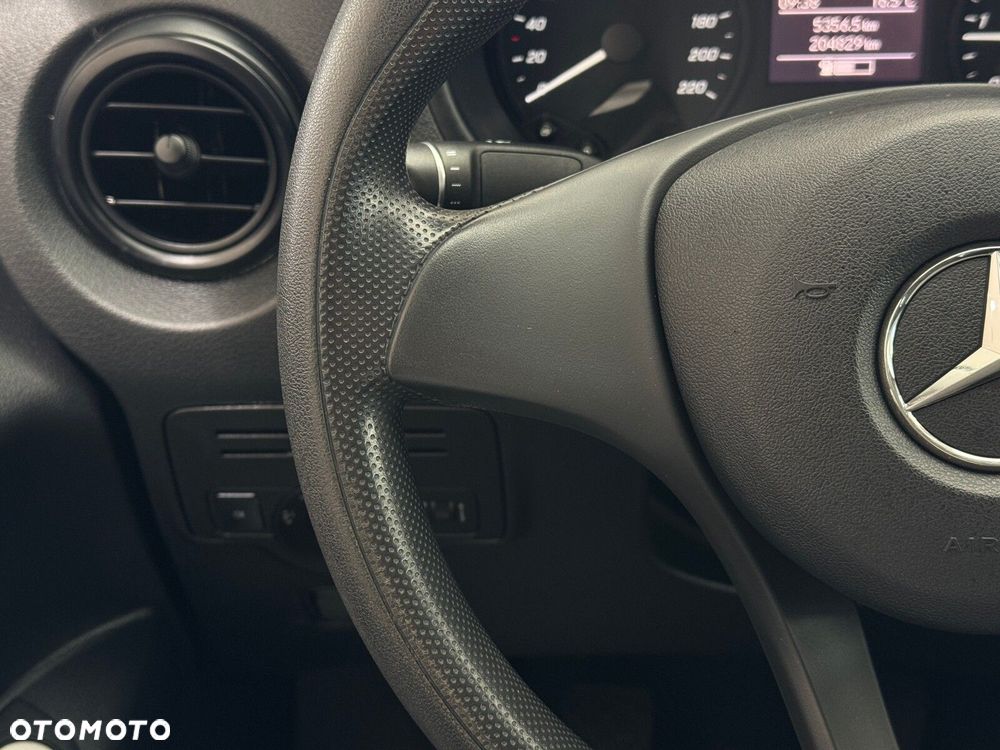 Mercedes-Benz Vito - 23