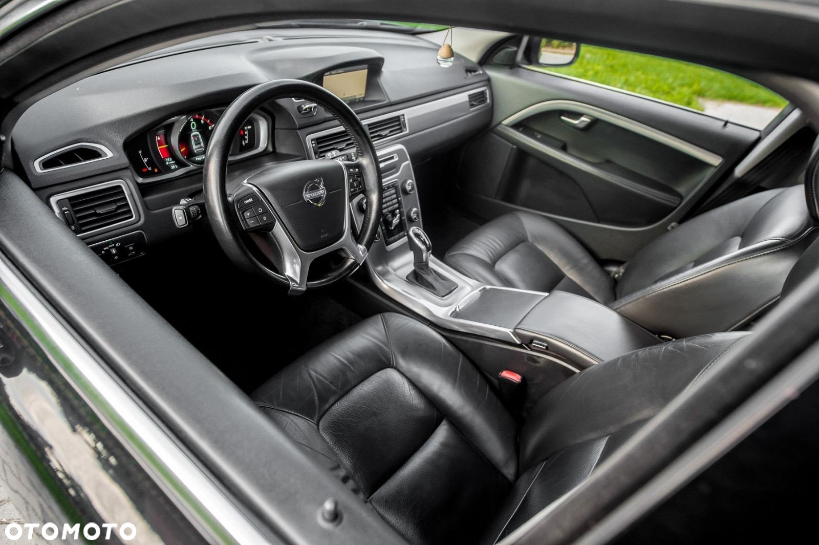 Volvo V70 T6 AWD Geartronic Momentum - 17