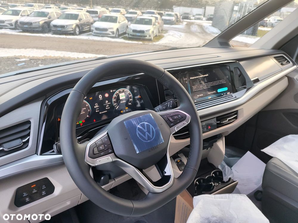 Volkswagen Multivan - 9