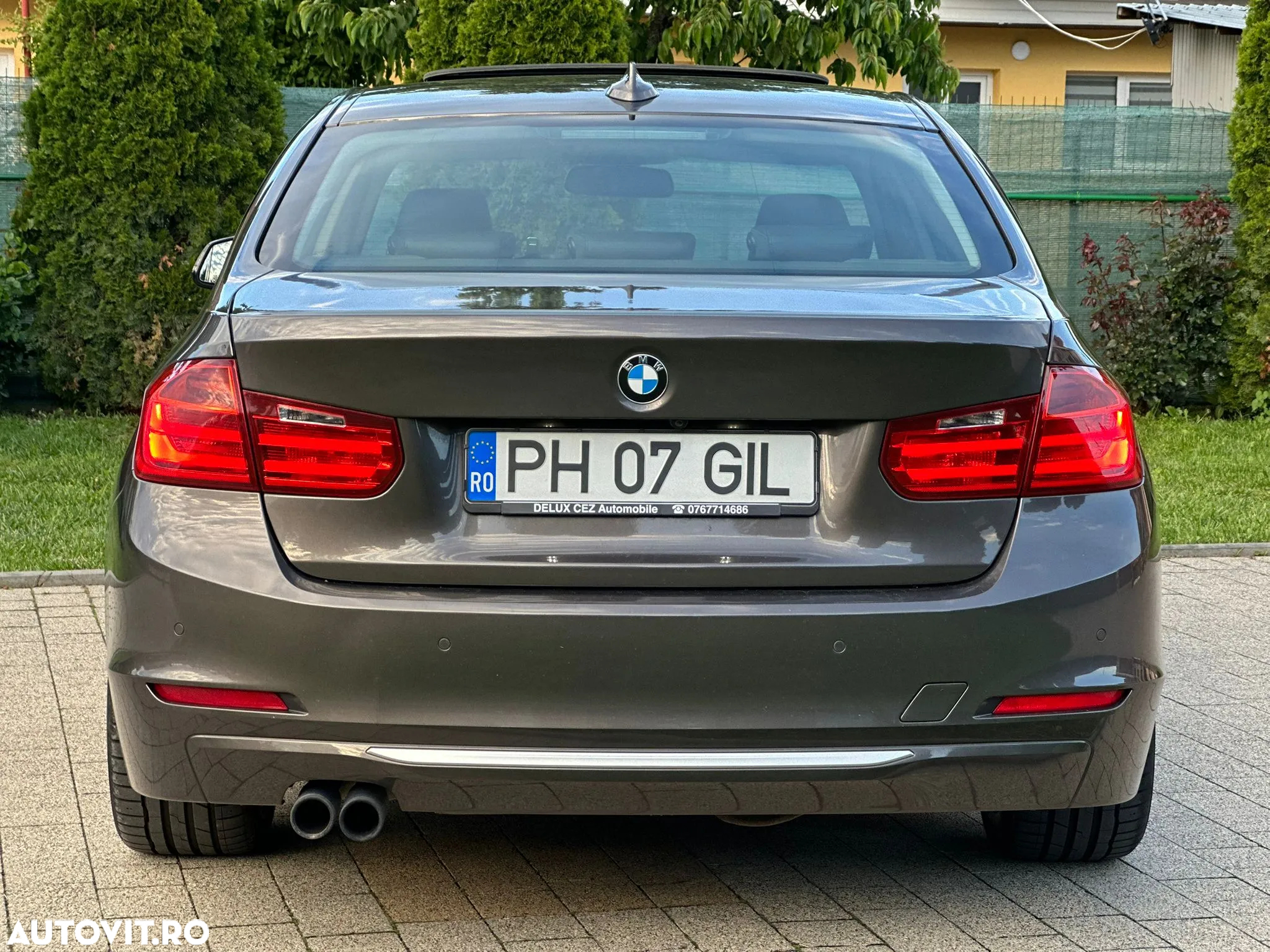 BMW Seria 3 328i xDrive Sport Line - 18