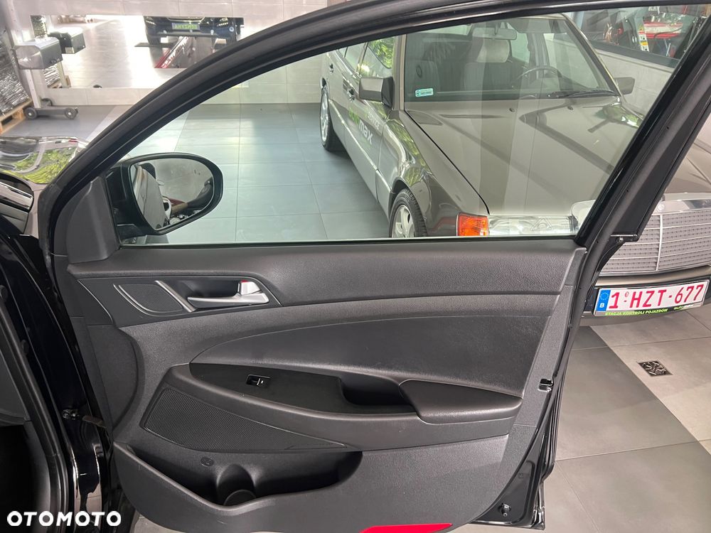 Hyundai Tucson 1.6 GDi 4WD DCT Style - 30