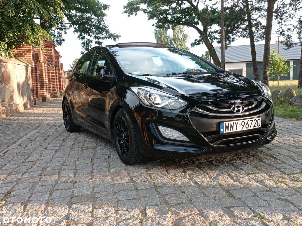 Hyundai i30 1.6 GDI Premium - 11