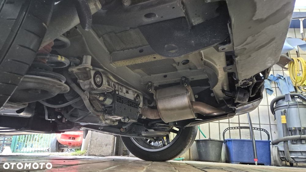 Mercedes-Benz Klasa V 300 d kompakt 9G-TRONIC Style - 23