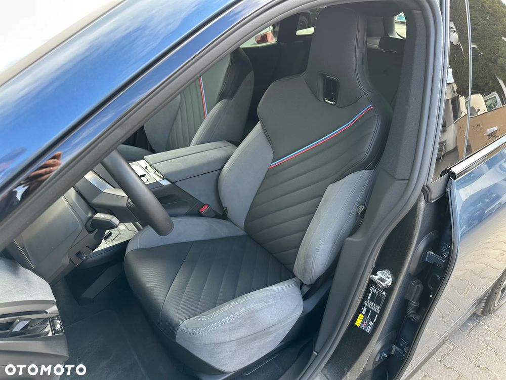 BMW iX xDrive45 100.6kWh - 10