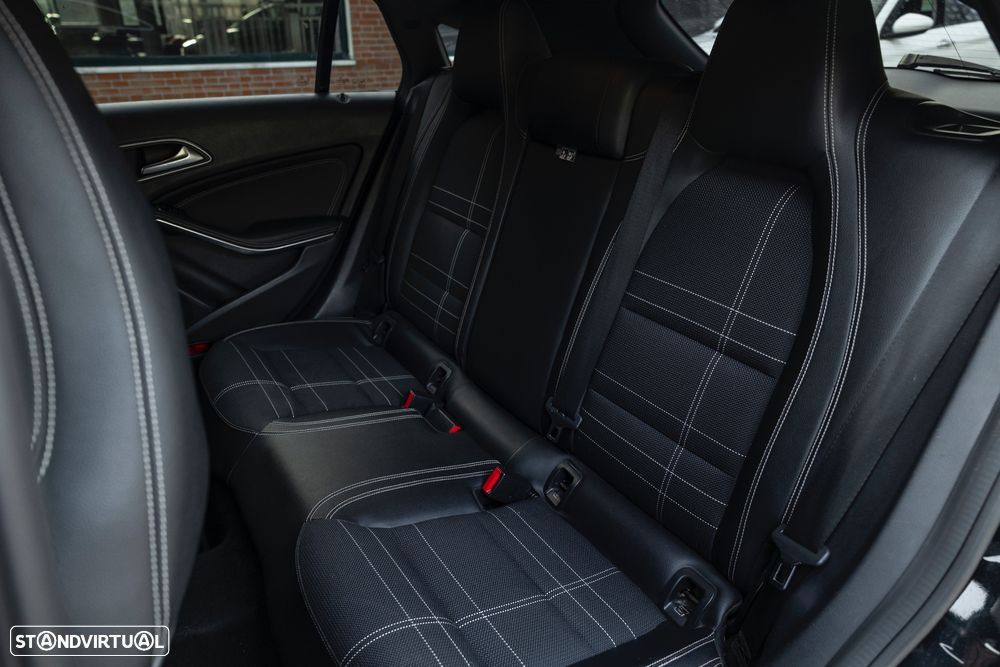 Mercedes-Benz CLA 180 d Shooting Brake Urban Aut. - 16