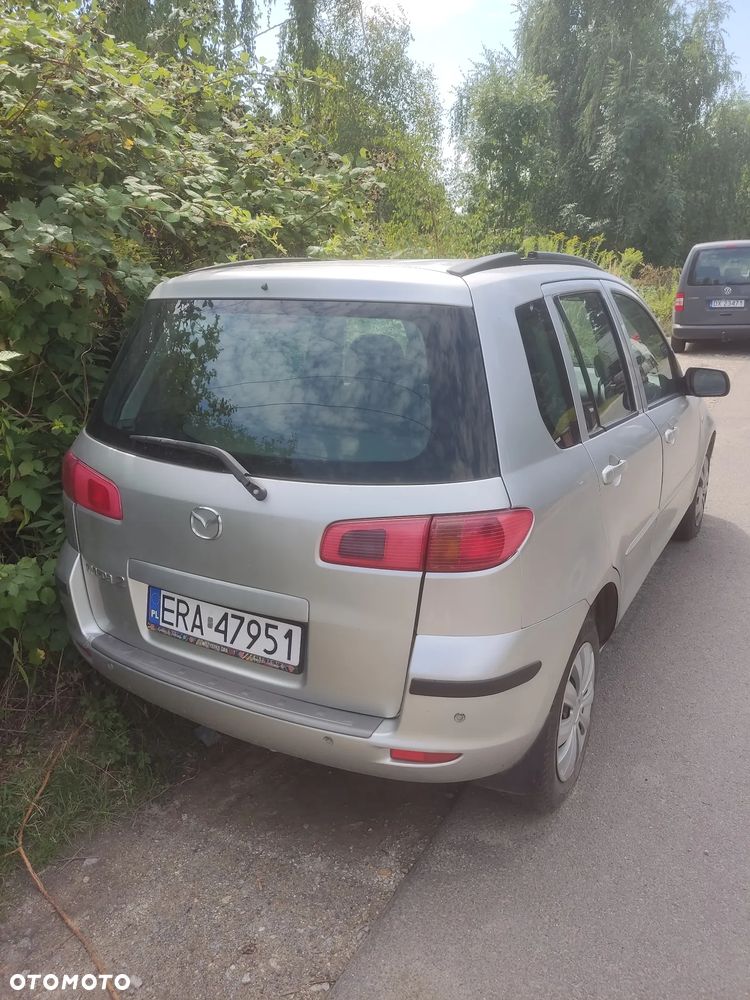 Mazda 2 - 4