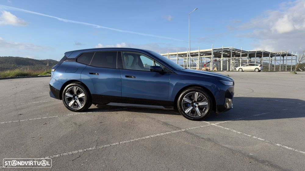 BMW iX xDrive 50 - 4