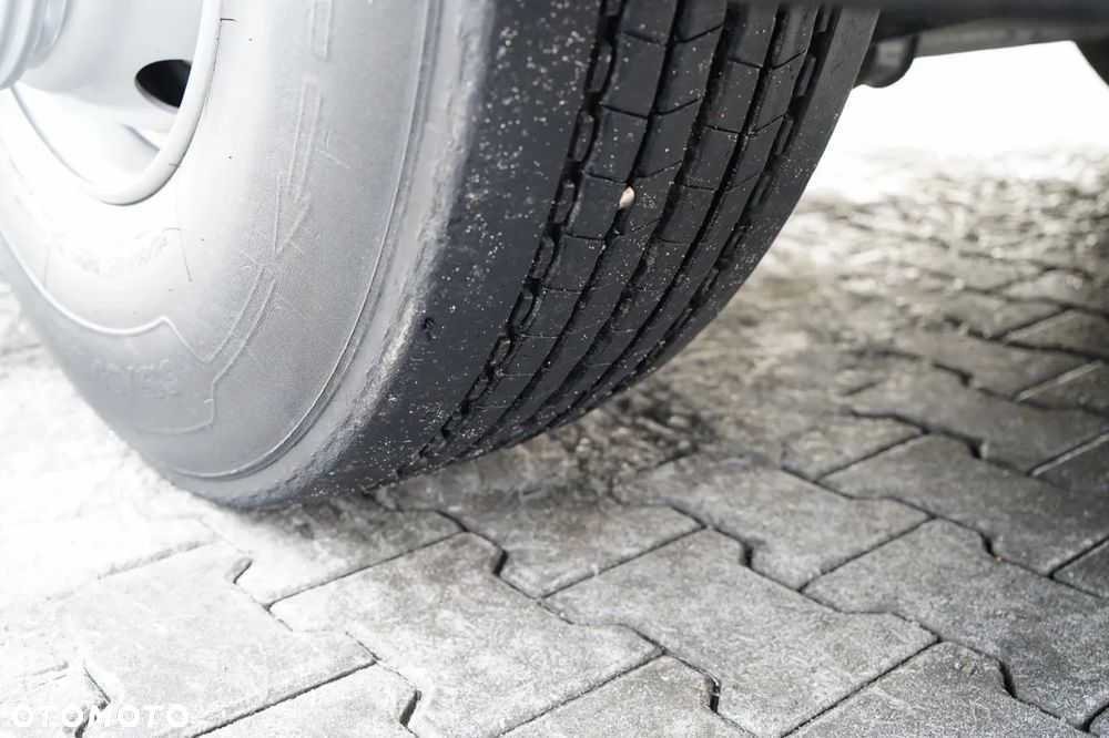 Iveco STRALIS 360 / 6X2 /  LAWETA / PLATFORMA 9,3 M / NAJAZDY HYDRAULICZNE / WYCIĄGARKA / OŚ PODONOSZONA  / EURO 6 - 20