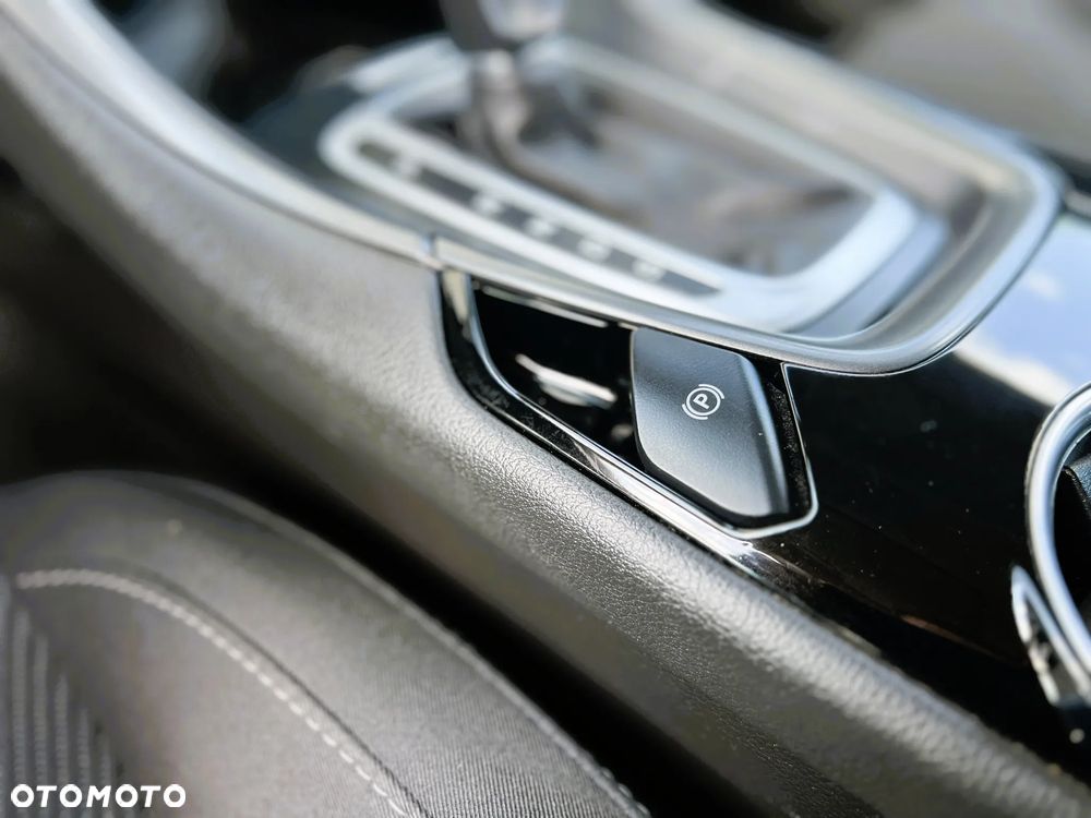Ford Mondeo - 31