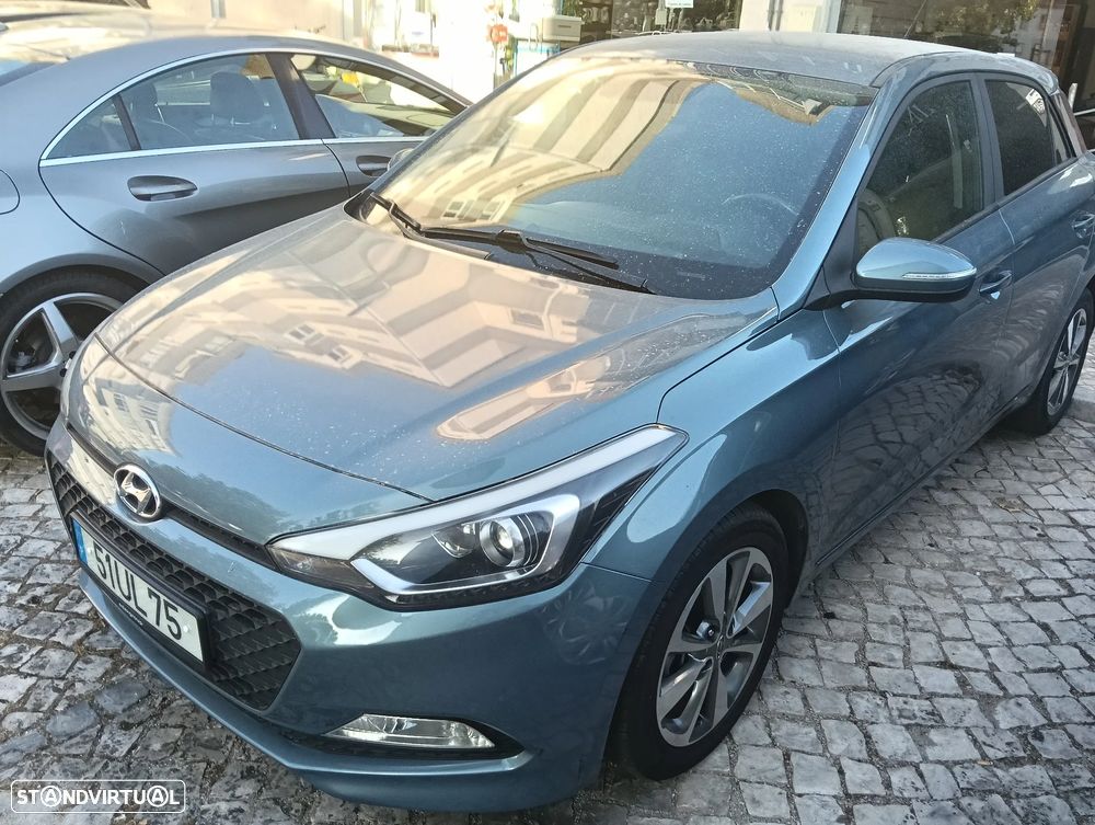Hyundai i20 1.1 CRDi Comfort+Pack Look+JLL16 - 15