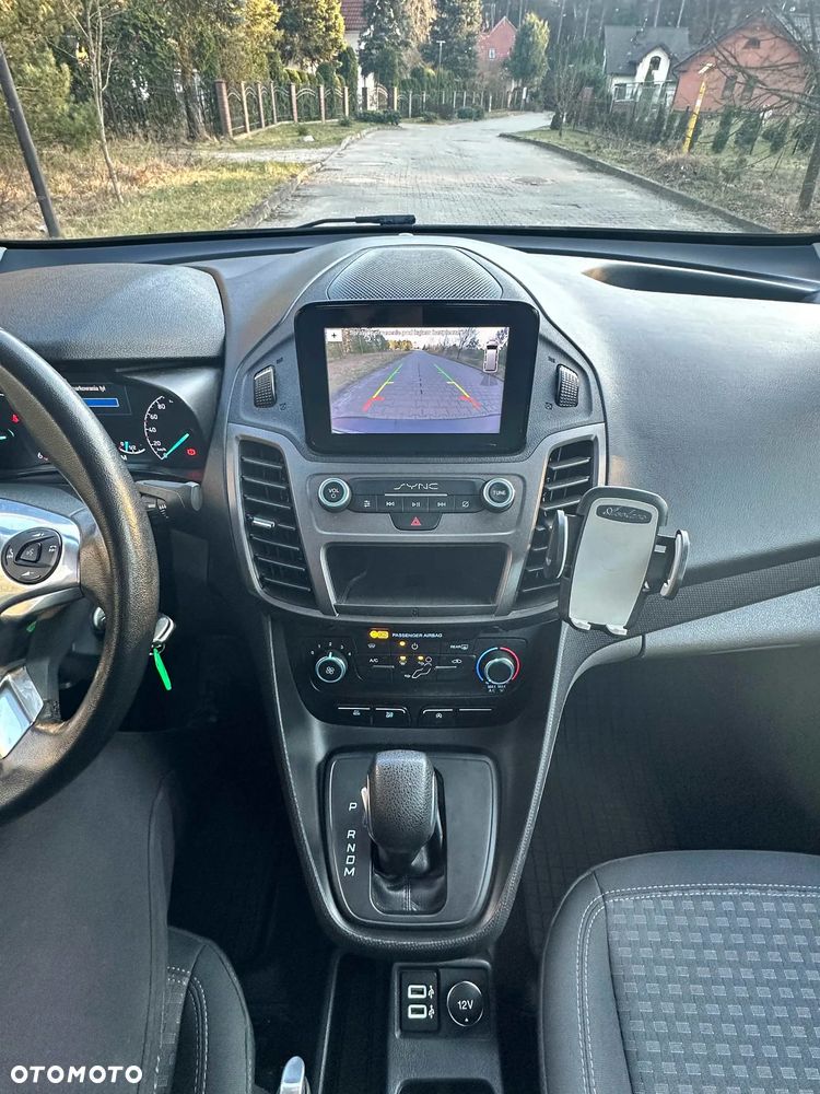 Ford Transit Connect - 17
